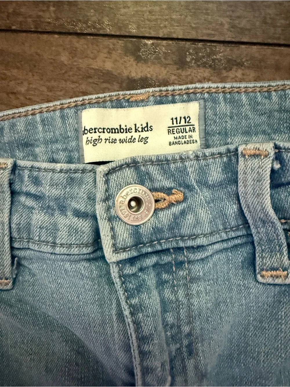 abercrombie kids light wash